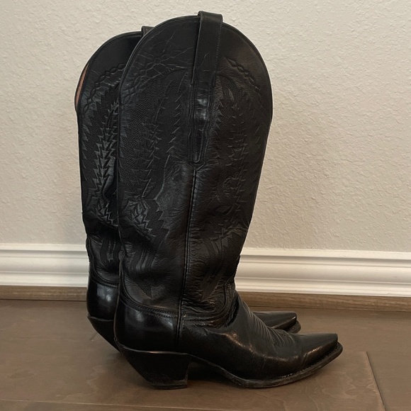 Lucchese Handmade Cowboy Boots - Picture 4 of 11